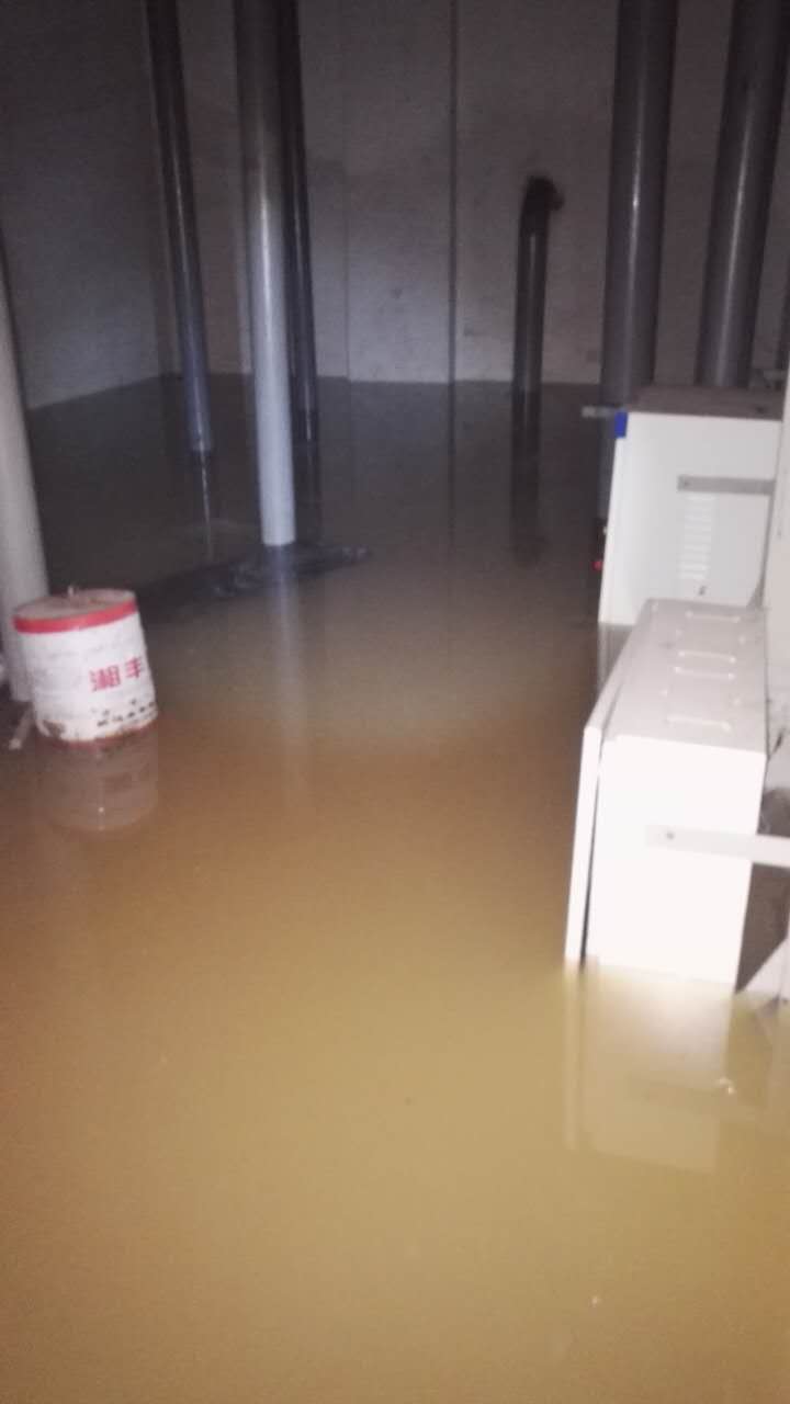 培训大楼地下室